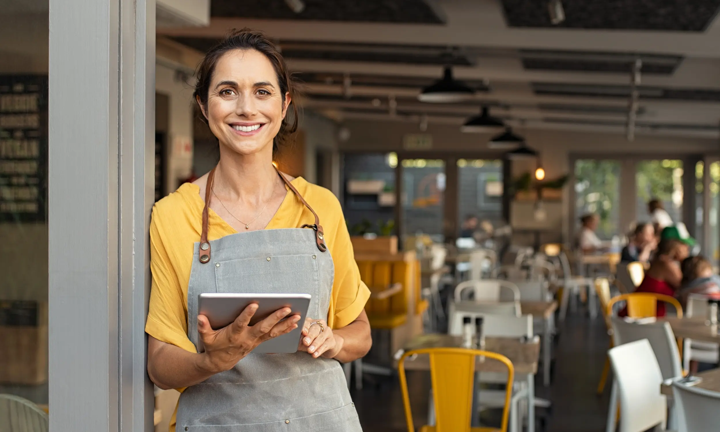 Why Travel Benefits Belong in Every Small Business Loyalty Program